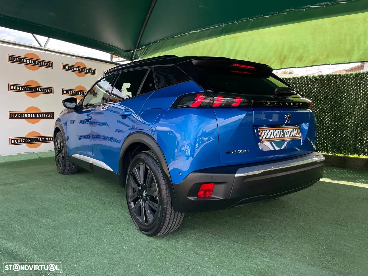 Peugeot e-2008 50 kWh GT - 10