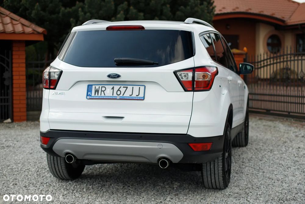 Ford Kuga 2.0 TDCi 2x4 Titanium - 13