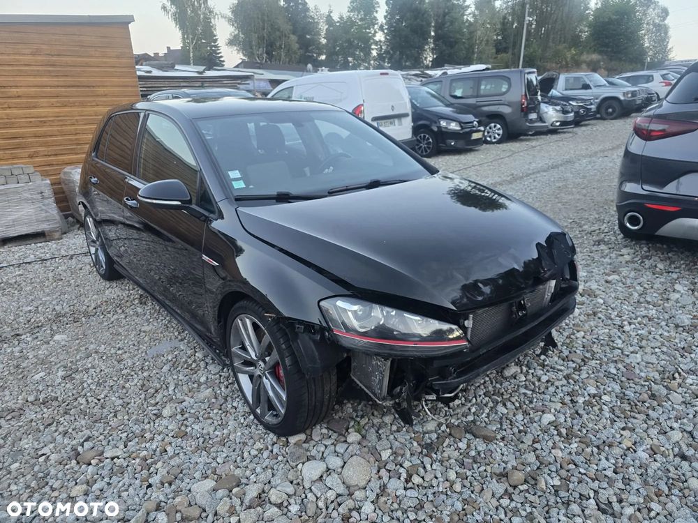 Volkswagen Golf GTI (BlueMotion Technology) DSG - 1