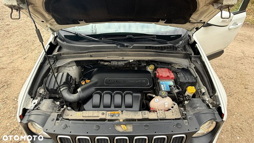 Jeep Renegade 1.6 E-TorQ Longitude FWD - 16