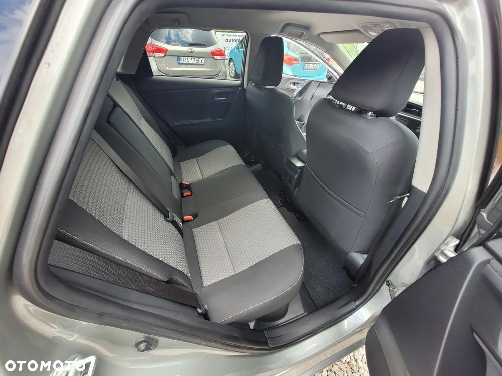 Toyota Auris - 25