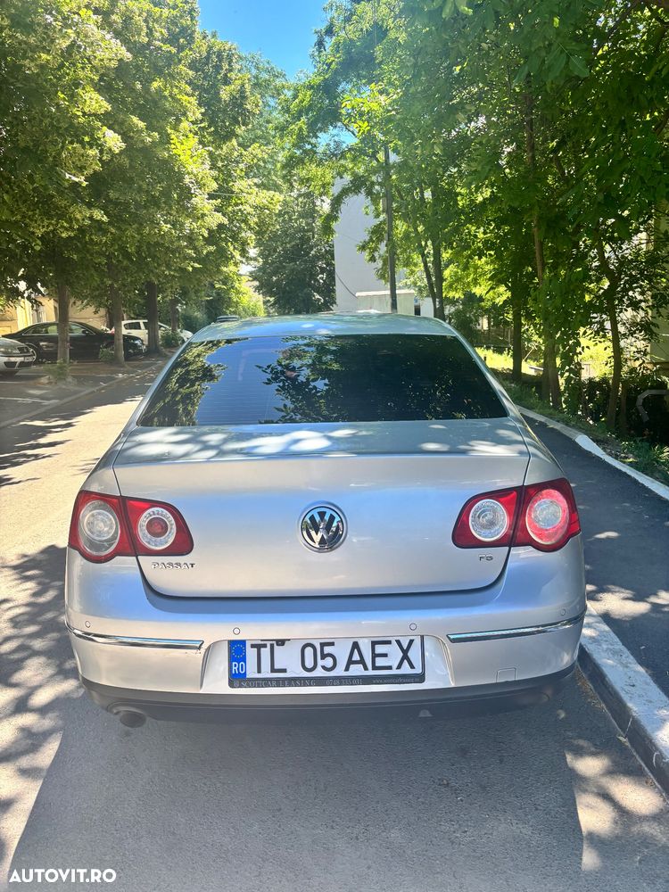 Volkswagen Passat 1.6 FSI Comfortline - 4