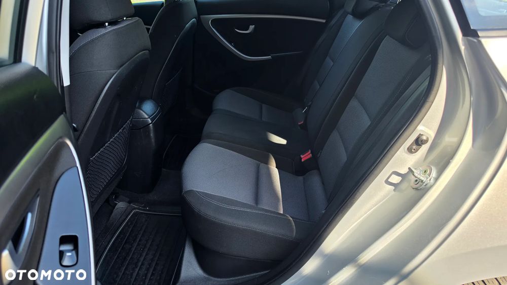 Hyundai i30 1.4 Fifa World Cup Edition - 19