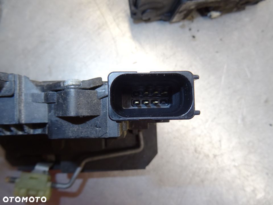 OPEL CORSA D HB 5D 06-10 ZAMEK DRZWI PRAWY PRZÓD PRAWY LEWY TYŁ - 8