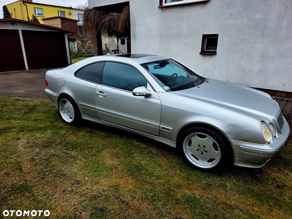 Mercedes-Benz CLK - 5