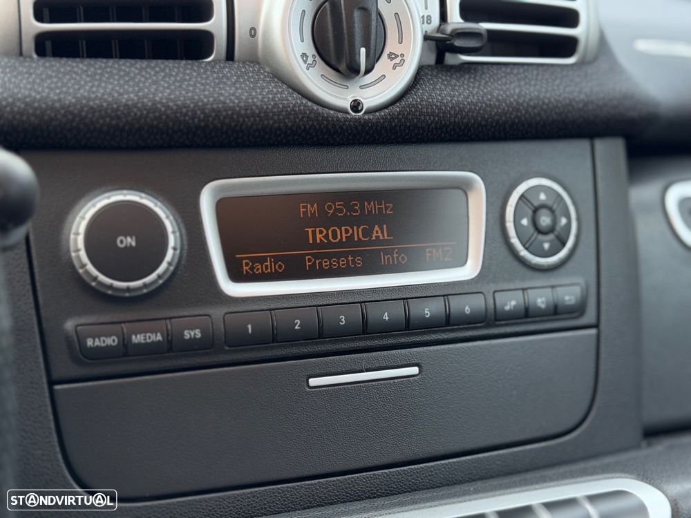 Smart ForTwo Coupé ver-1-0-mhd-passion-71-softouch - 8