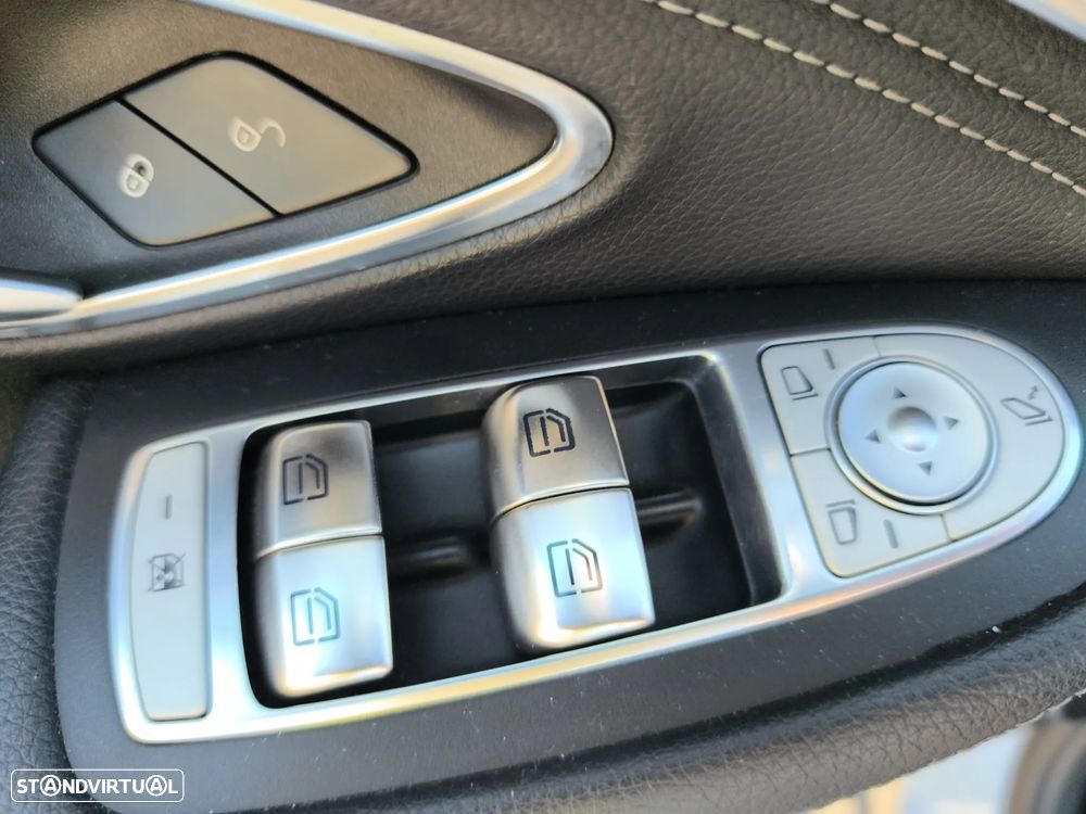 Mercedes-Benz C 220 d BE Edition AMG Line Aut. — fotografia 39