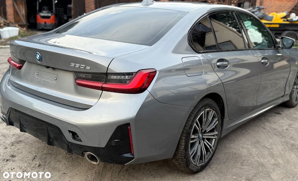 BMW Seria 3 330e PHEV xDrive M Sport Edition sport - 7