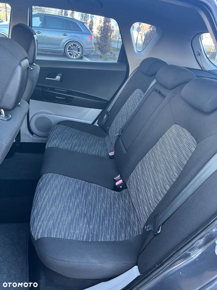 Kia Ceed 1.6 Comfort - 32