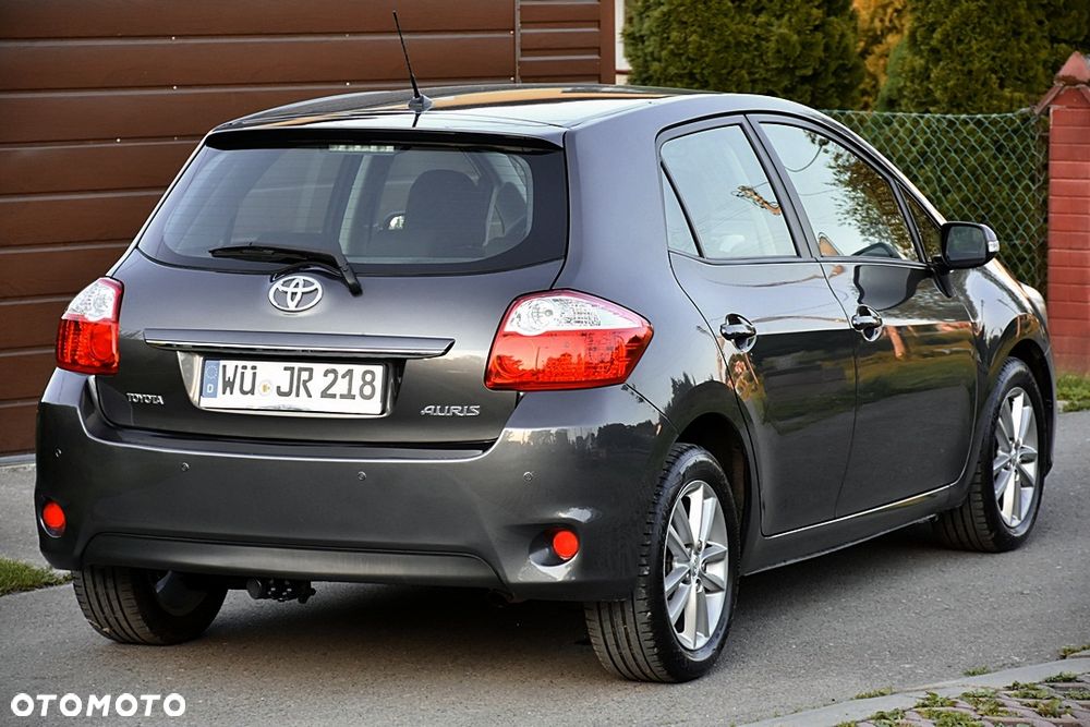 Toyota Auris 1.6 Life+ - 4