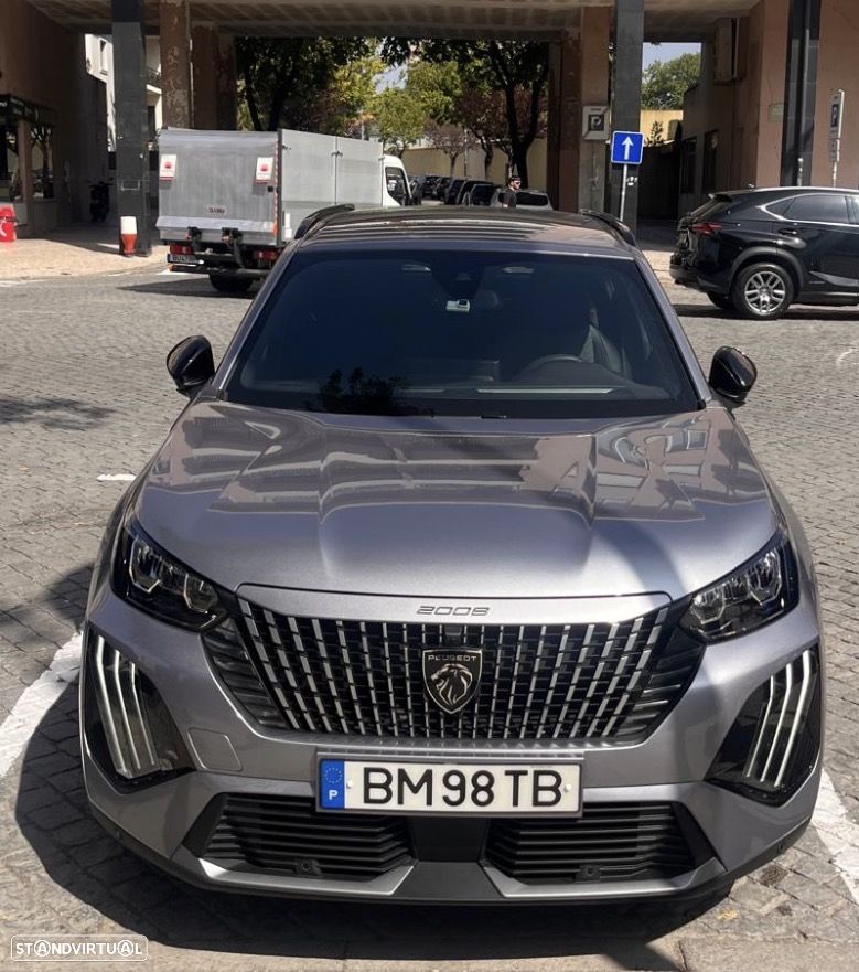 Peugeot 2008 1.2 PureTech Allure Pack - 3