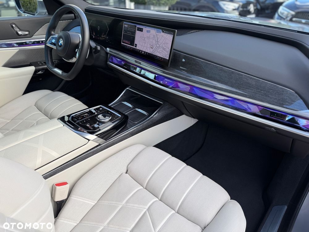 BMW Seria 7 740d xDrive mHEV sport - 4