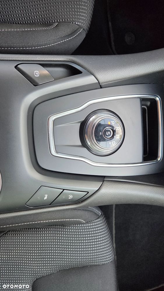 Ford Mondeo 2.0 EcoBlue Titanium - 16