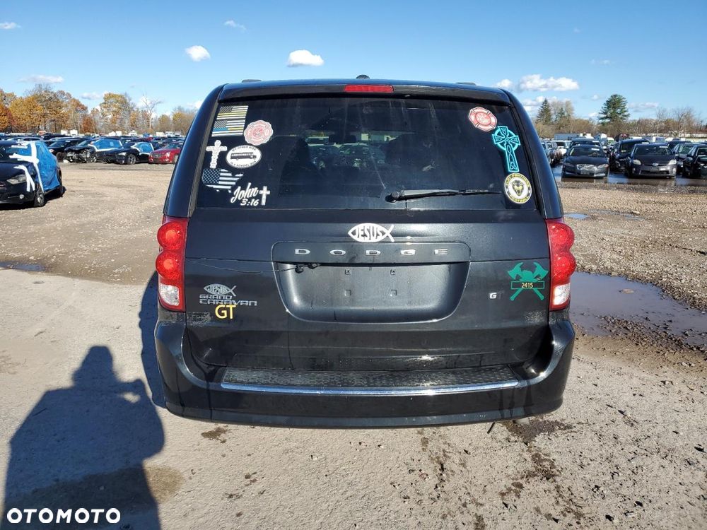 Dodge Grand Caravan 3.6 R/T - 28