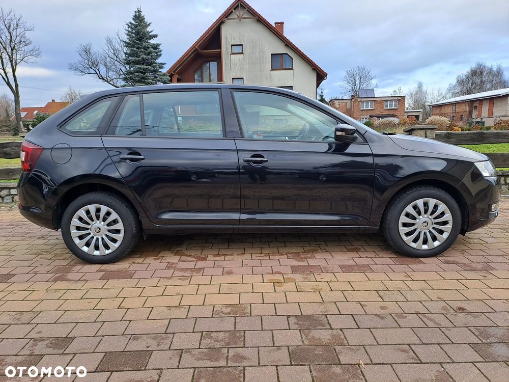 Skoda RAPID 1.0 TSI DSG Active - 8