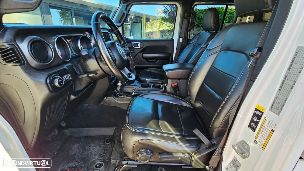 Jeep Gladiator 3.0V6 MultiJet AWD Auto Sport - 23