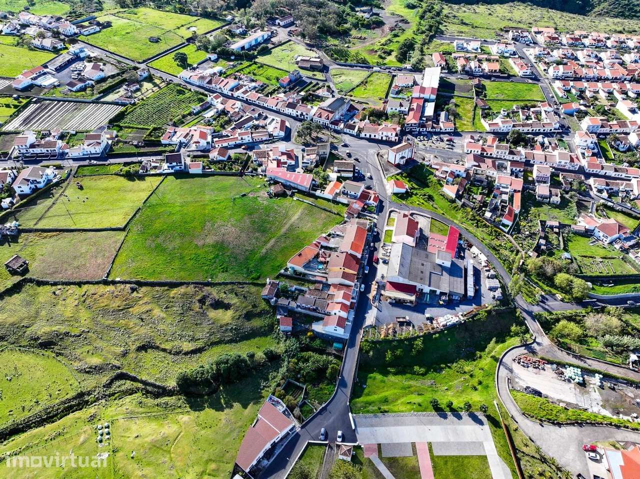 Terreno Urbano com Potencial de Construção na Flor da Rosa – Vila do P - Grande imagem: 4/12