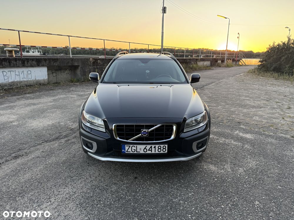 Volvo XC 70 D5 AWD Summum - 2