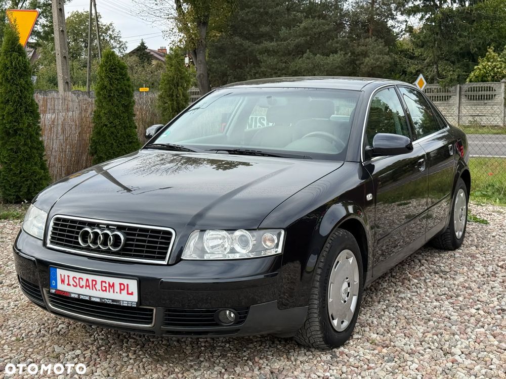 Audi A4 - 1
