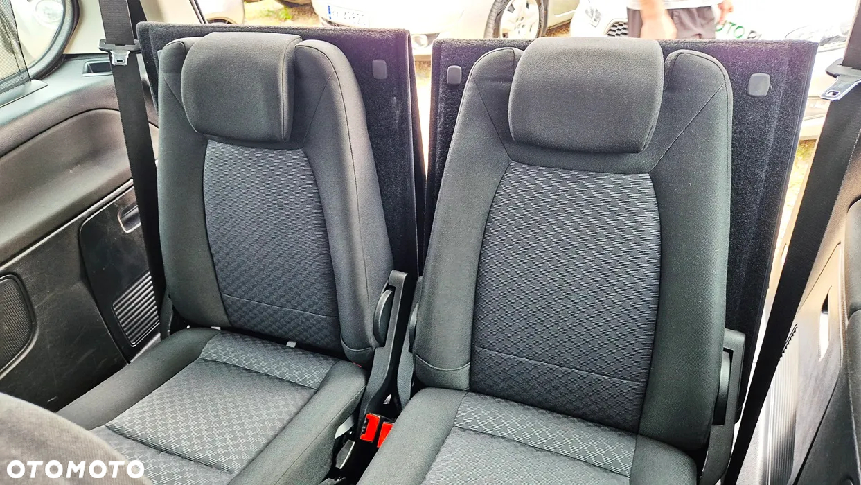 Ford Galaxy 2.0 FF Platinium X (Titanium) - 32