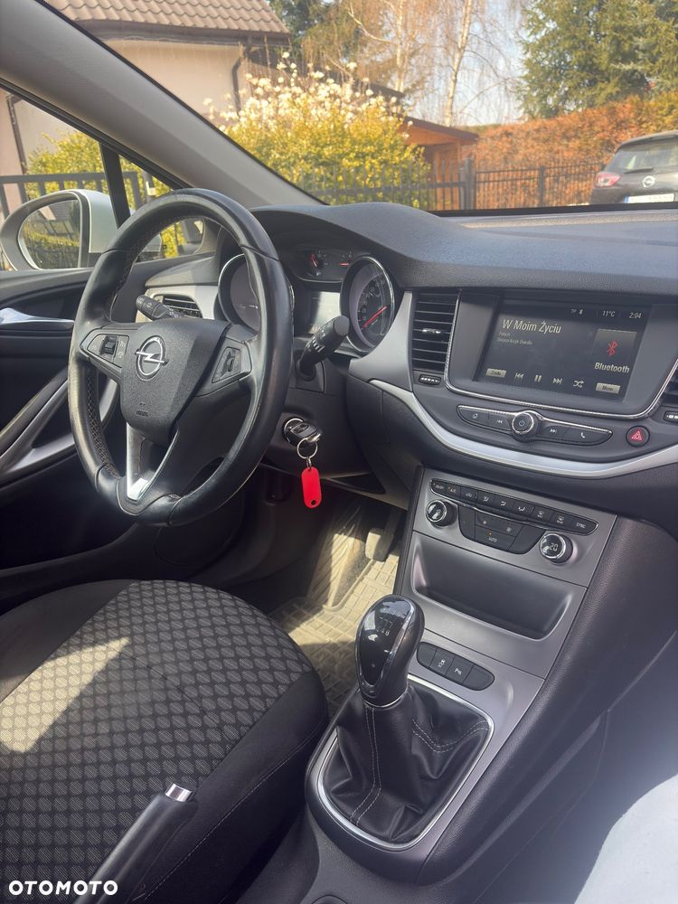 Opel Astra 1.6 CDTI Cosmo - 17