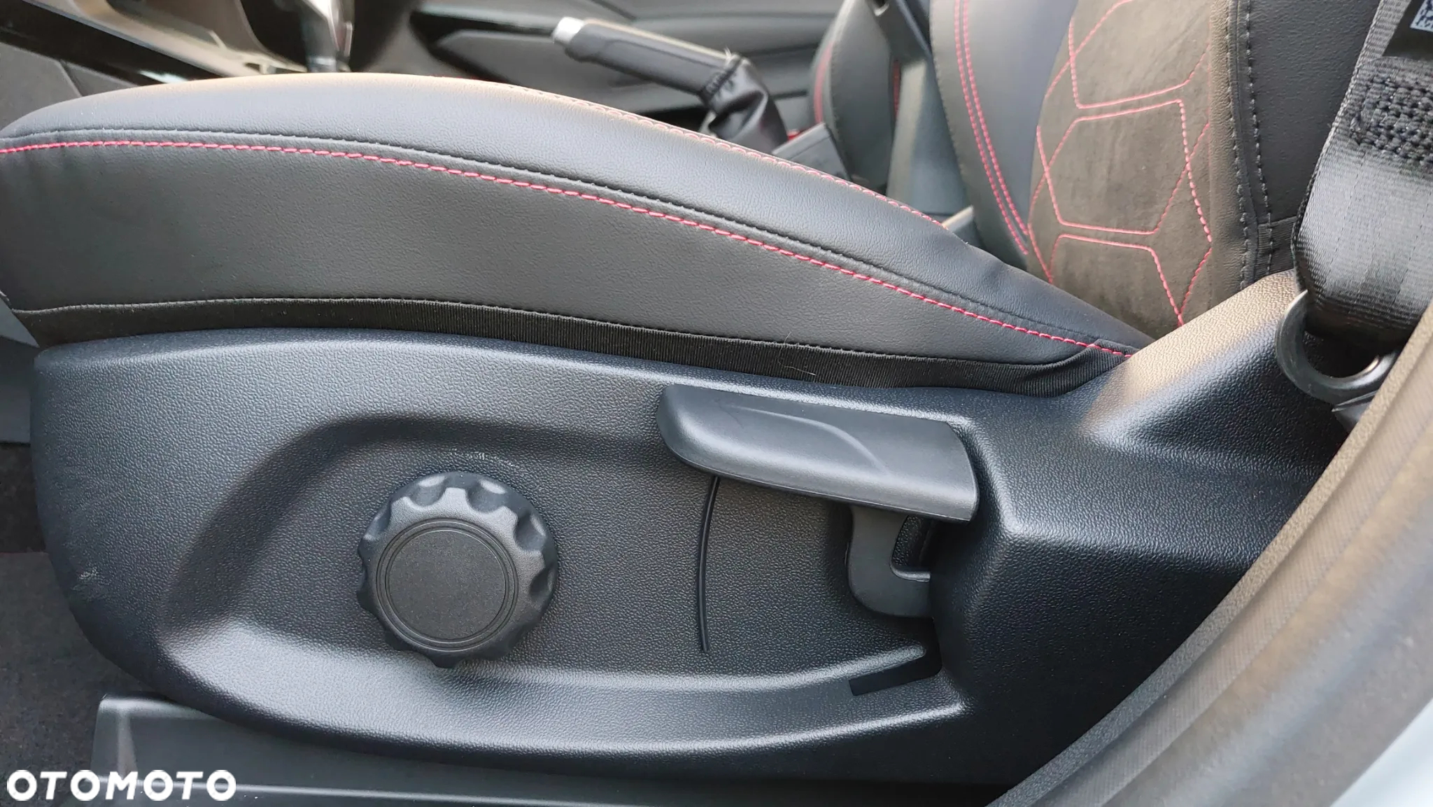 Ford Puma 1.0 EcoBoost mHEV ST-Line X DCT - 21