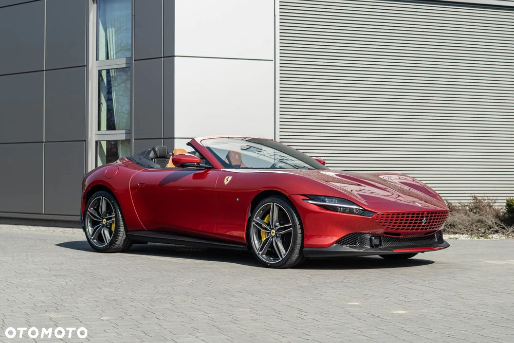 Ferrari Roma Spider - 1