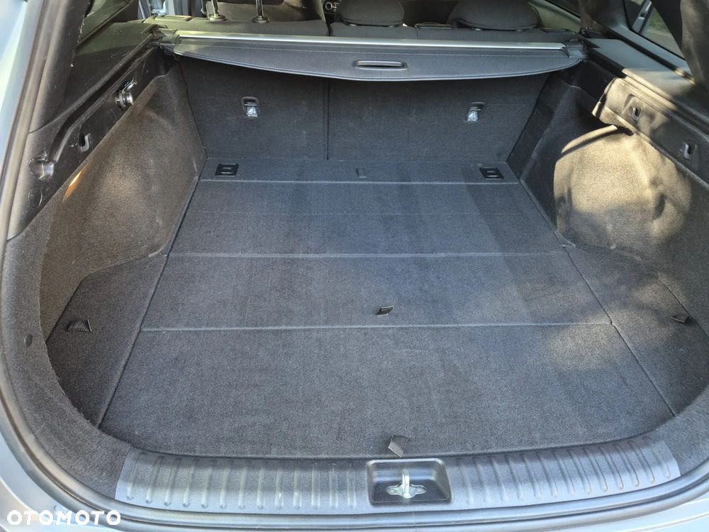 Kia Ceed 1.5 T-GDI MHEV M - 12