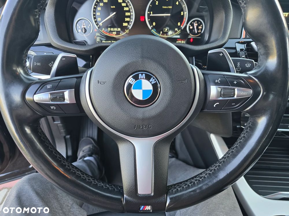 BMW X4 xDrive20d xLine - 12