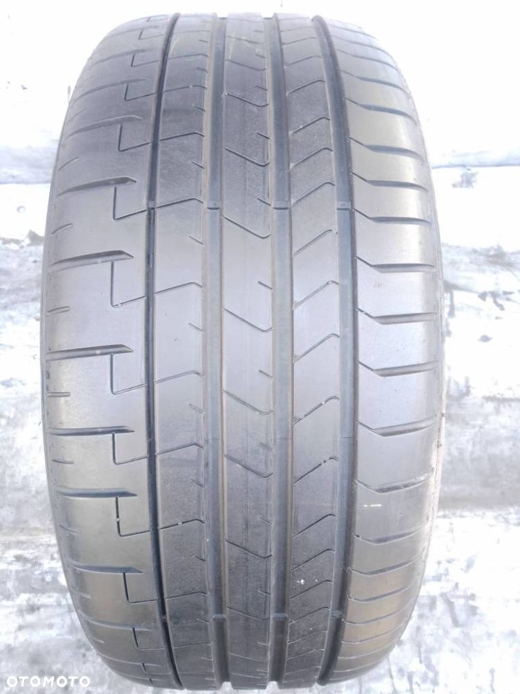 Pirelli P Zero 245/35 ZR19 93Y 2024 7-7.5mm