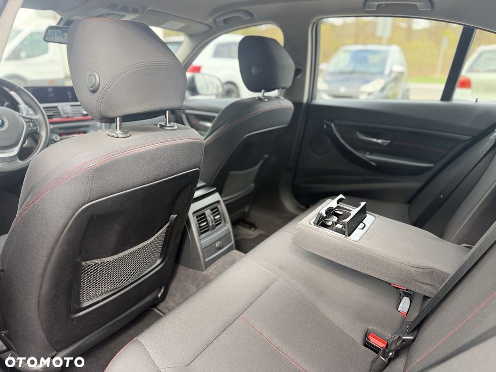 BMW Seria 3 - 19