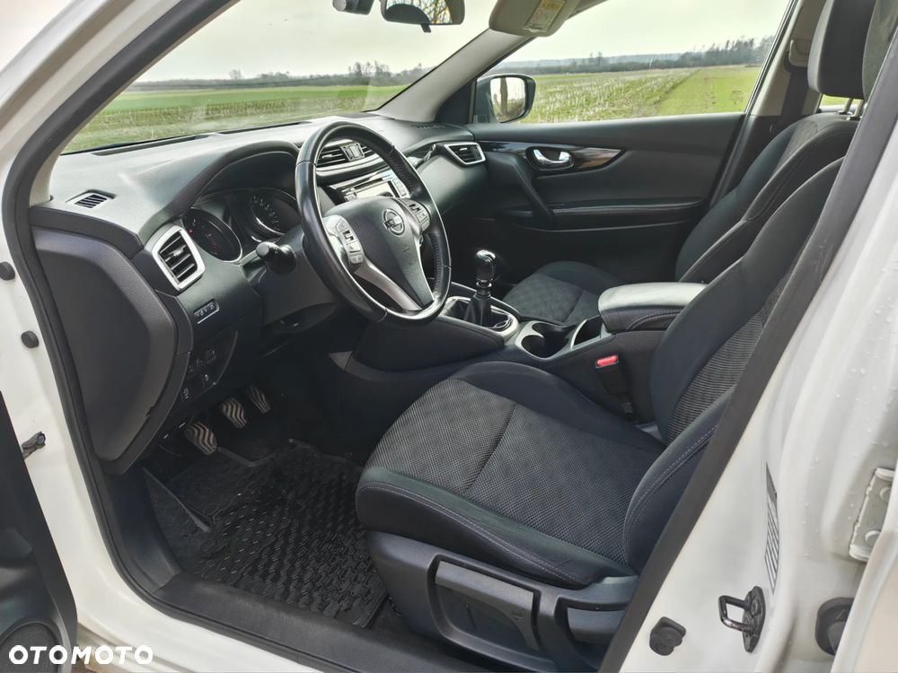 Nissan Qashqai 1.6 DCi Acenta EU6 - 8
