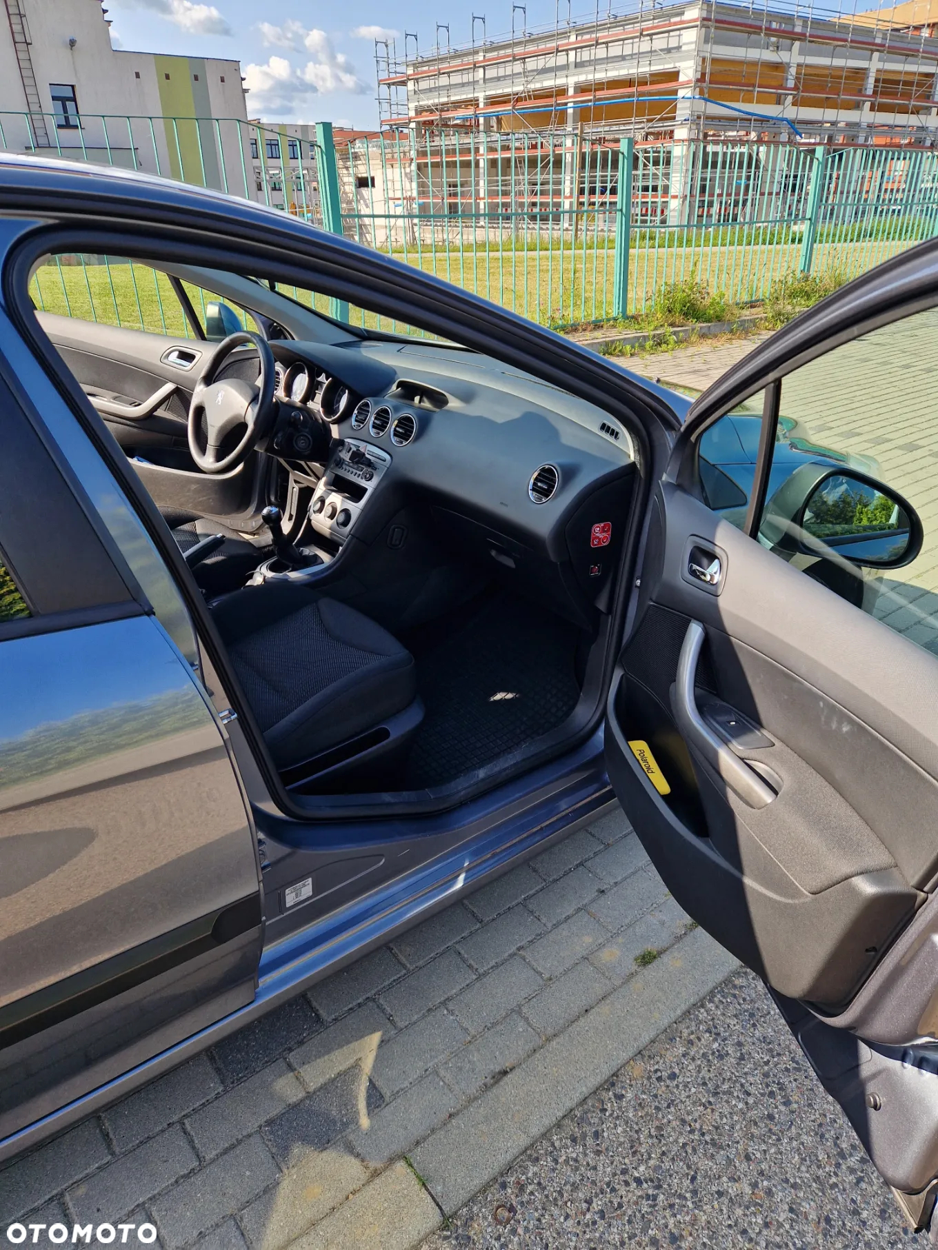 Peugeot 308 - 8