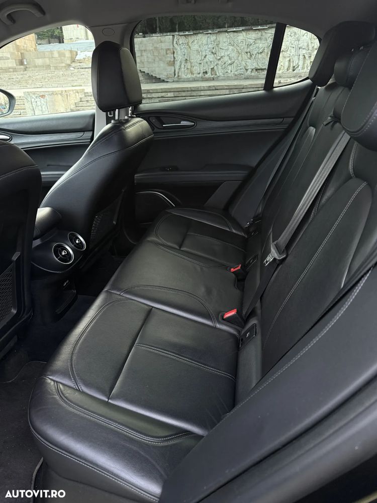 Alfa Romeo Stelvio 2.2 JTDM AWD Super - 11