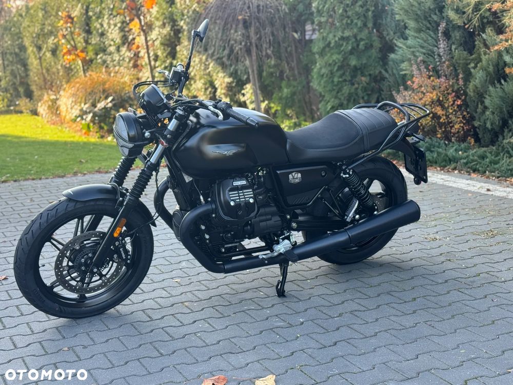Moto Guzzi V7 - 6