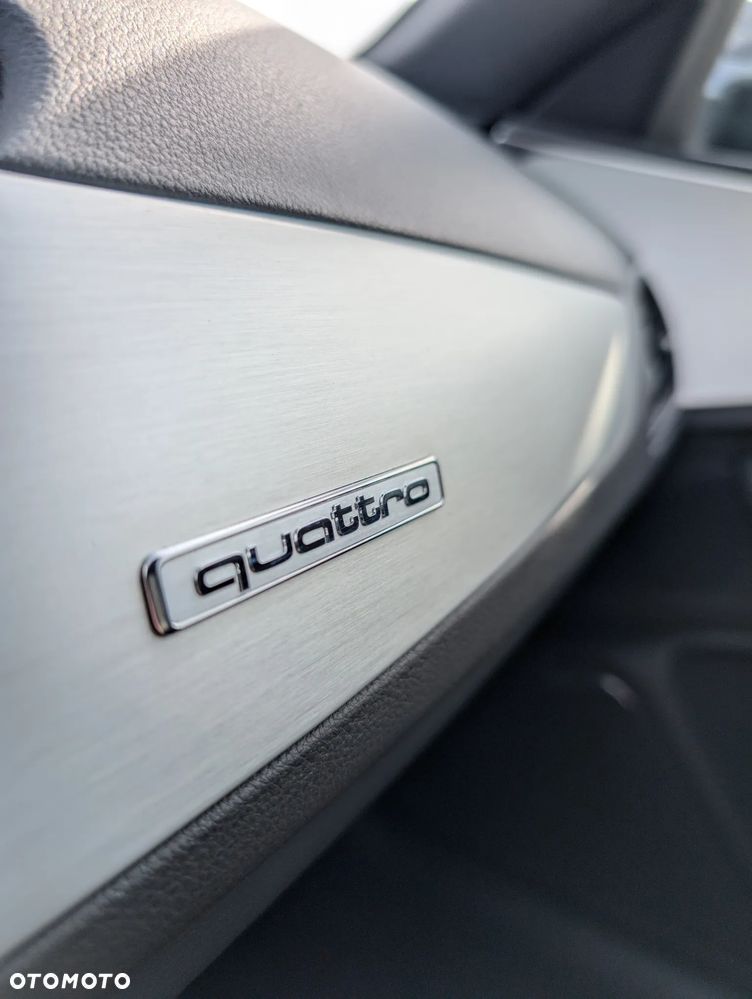 Audi A6 Avant 3.0 TDI quattro S tronic - 27