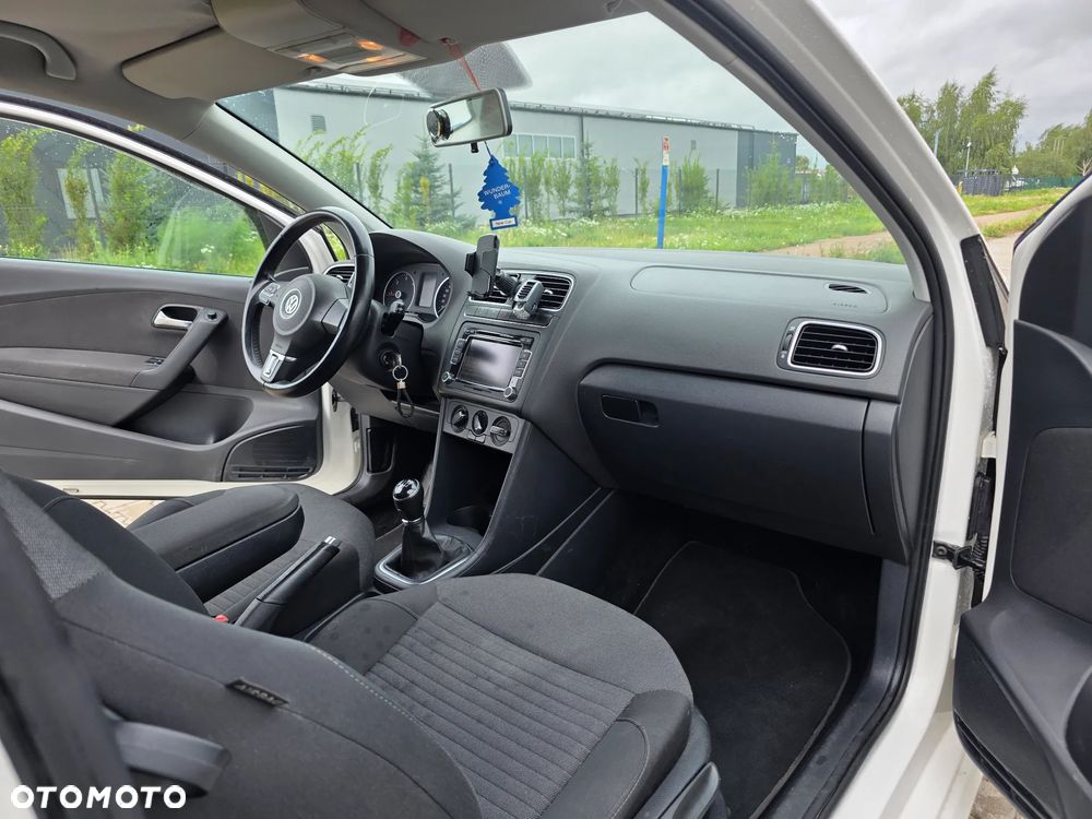 Volkswagen Polo 1.6 TDI DPF Comfortline - 12