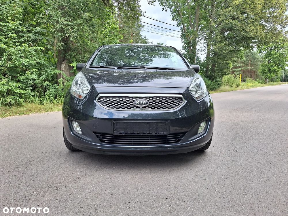 Kia Venga - 11