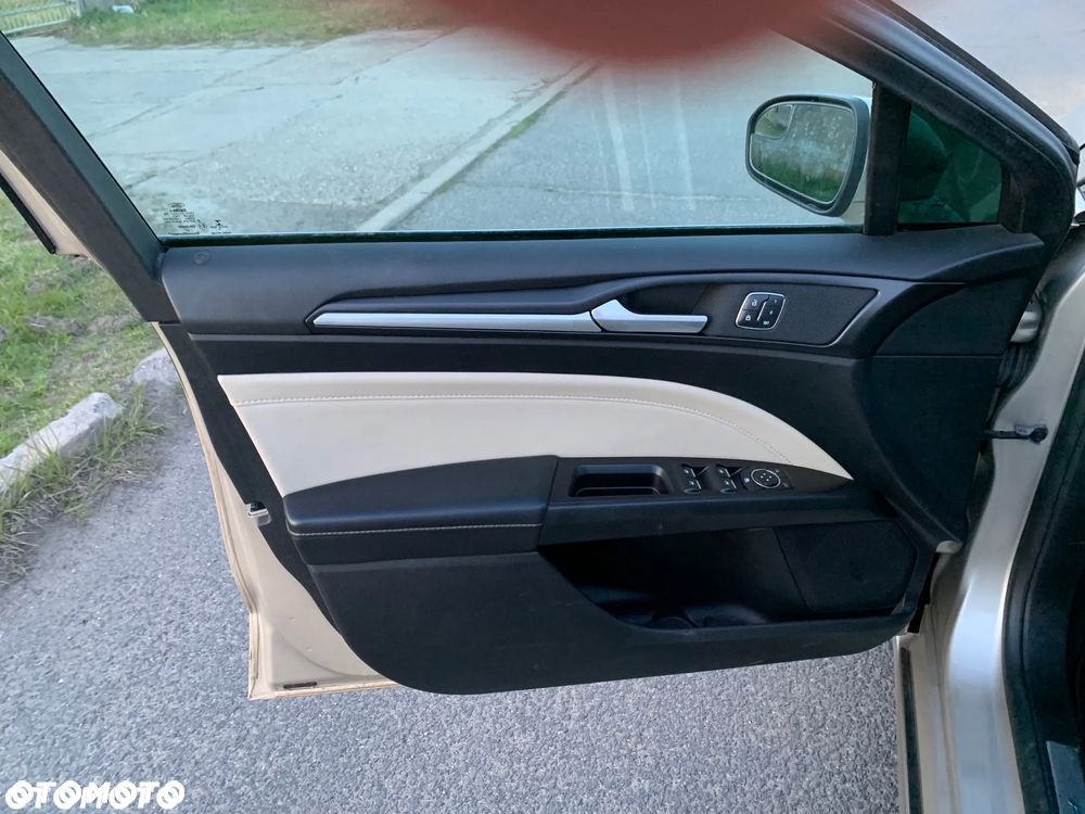 Ford Mondeo - 20