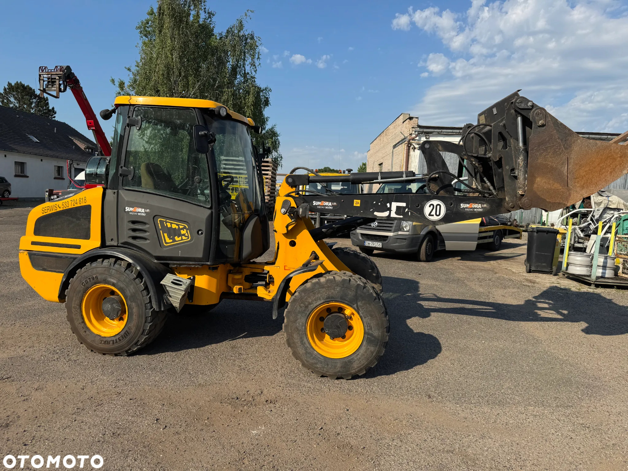 JCB 407 - 2