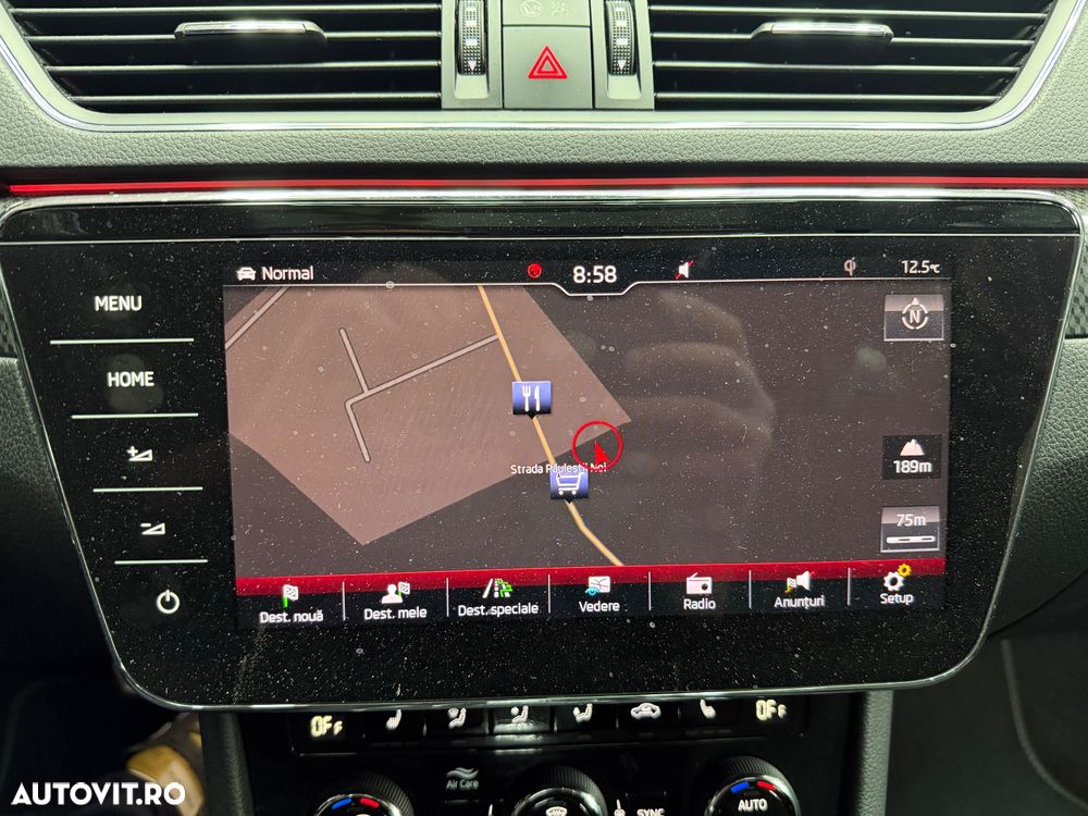 Skoda Superb 2.0 TDI DSG 4X4 Sportline - 28