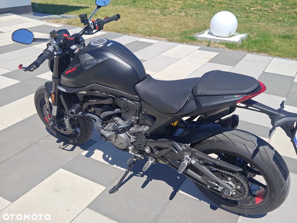 Ducati Monster - 12