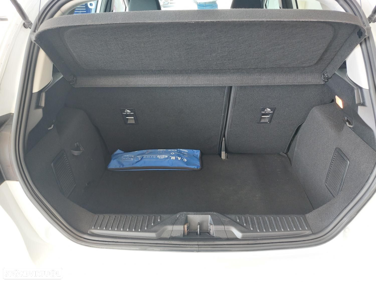 Ford Fiesta 1.0 EcoBoost Connected - 38