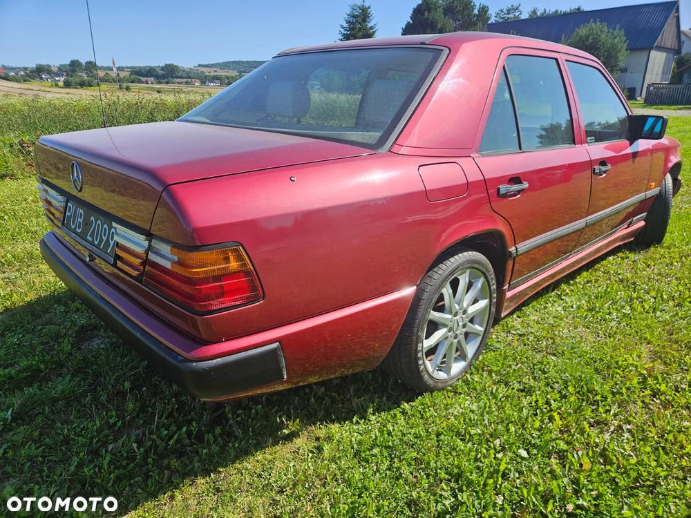 Mercedes-Benz W124 (1984-1993) - 11