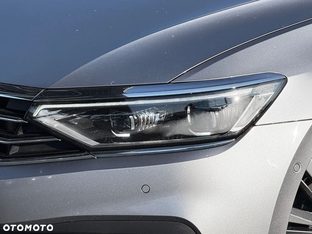 Volkswagen Passat Variant - 37