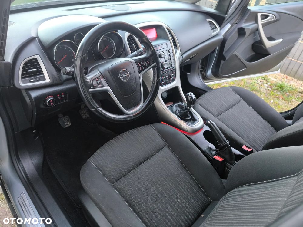 Opel Astra 1.4 T Enjoy - 7