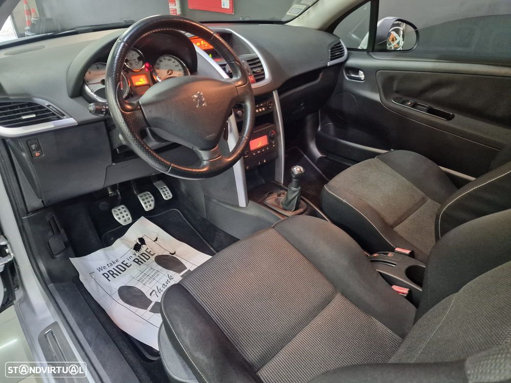 Peugeot 207 CC 1.6 HDi FAP Sport - 14