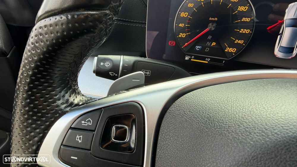 Mercedes-Benz E 220 d AMG Line - 23