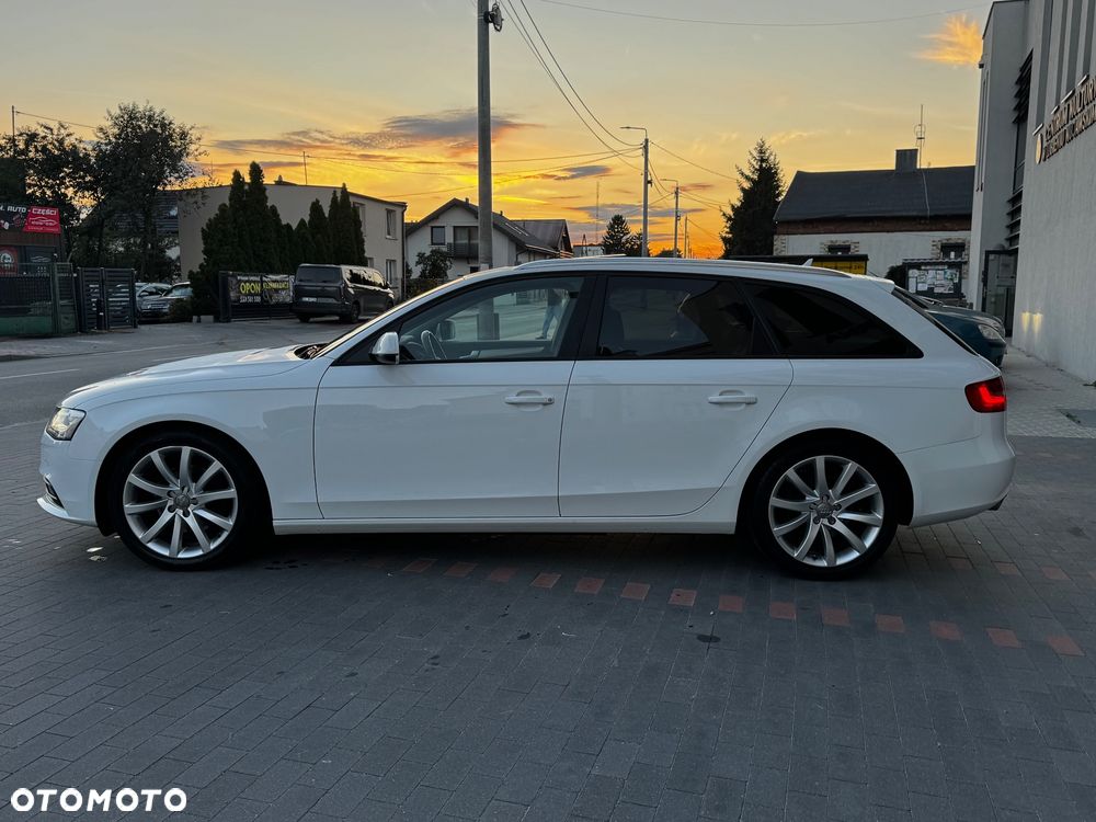 Audi A4 Avant 2.0 TDI DPF clean diesel multitronic Ambiente - 15