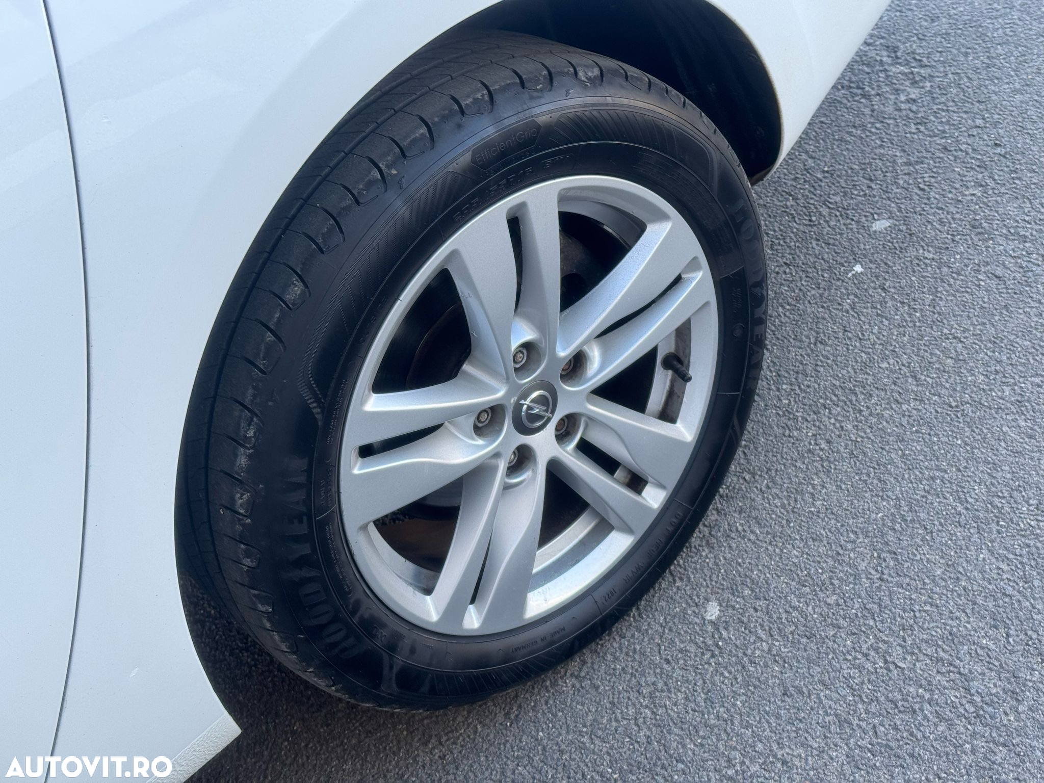 Opel Astra 1.6 CDTI ECOTEC Innovation - 27